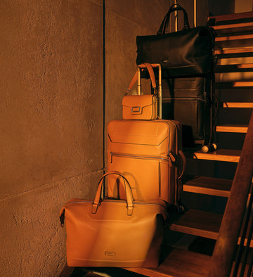 NINON TRAVEL